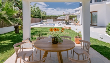 Resa Estates Ibiza villa for sale te koop sant jordi modern  terrace and grass.jpg